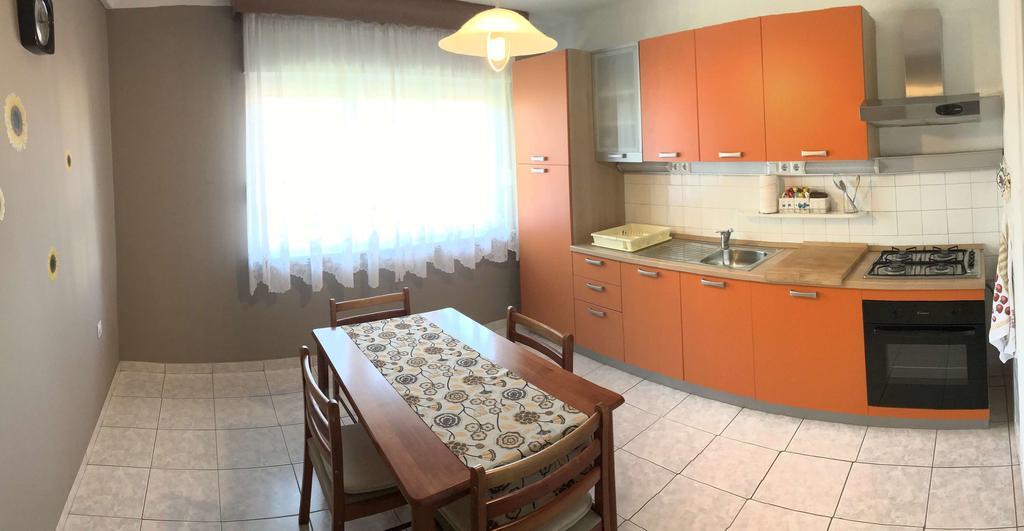 Luka Appartement Pula Buitenkant foto