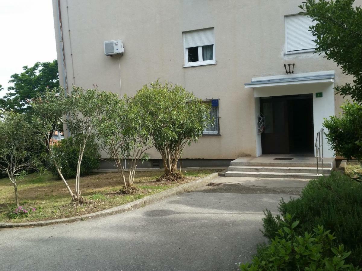 Luka Appartement Pula Buitenkant foto